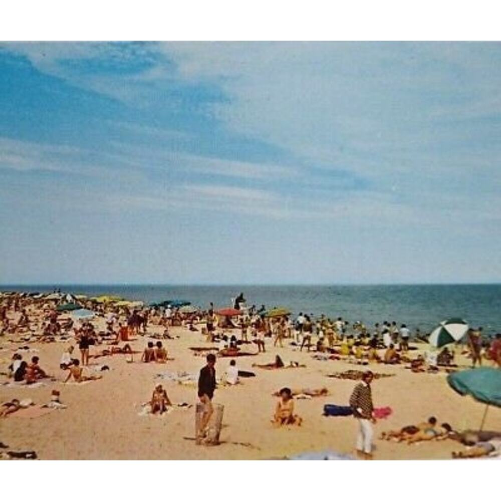 Rehoboth Beach Delaware Postcard Beach Swimmers Sun Bathers Ocean View Unused
